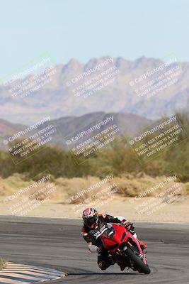 media/Nov-16-2025-Race Pace (Sun) [[8c5fa54630]]/Non Verified Riders (1st 20 Minutes)/2-Turn 10 (1010am)/